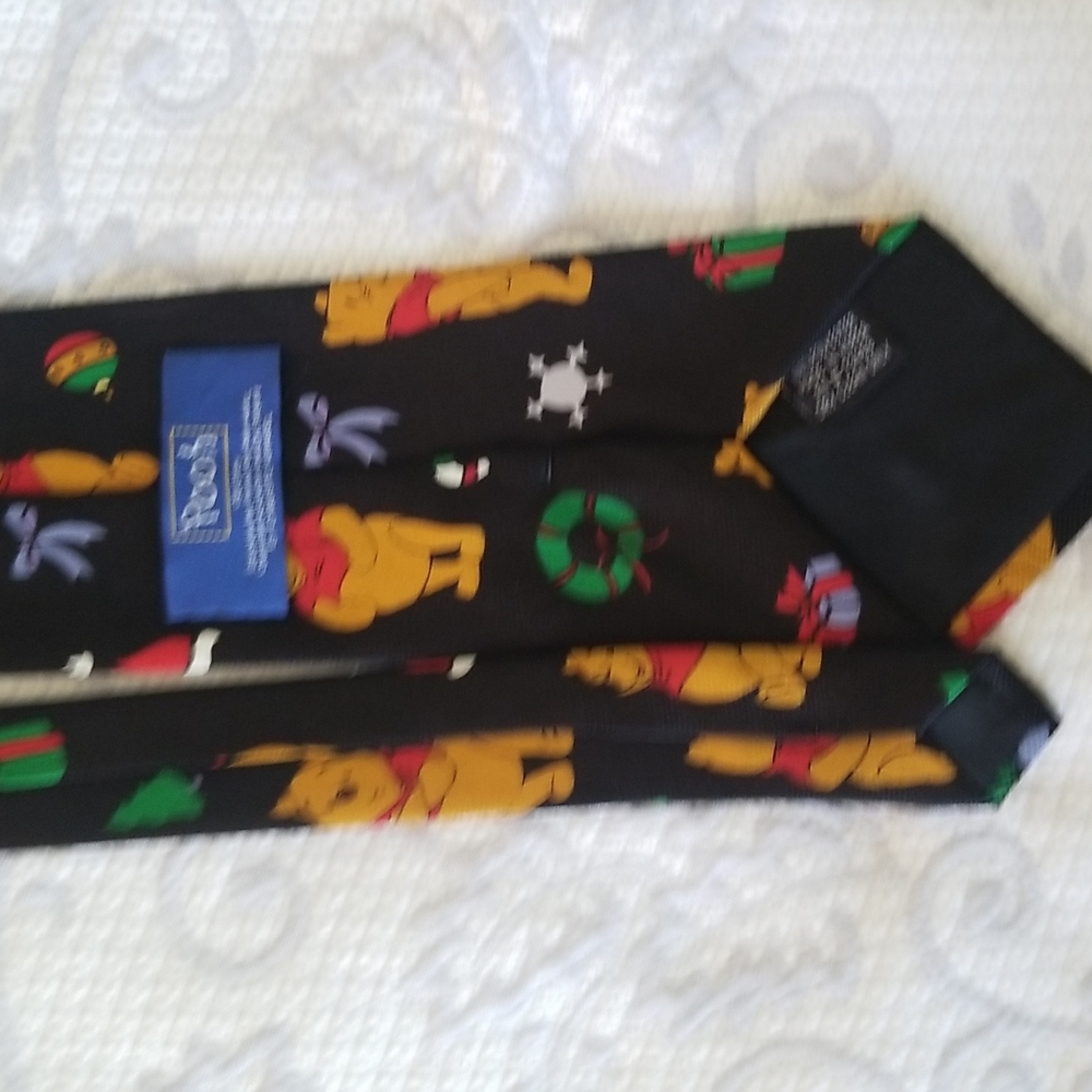 WINNIE THE POOH CHRISTMAS TIE - Picture 4 of 8